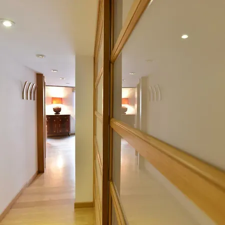 Izzhome Full Center Grand Апартаменты *