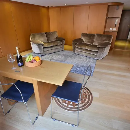 Izzhome Full Center Grand * Cagliari