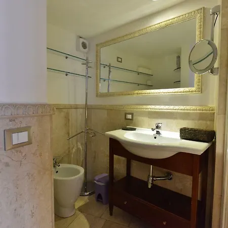 Daire Izzhome Full Center Grand